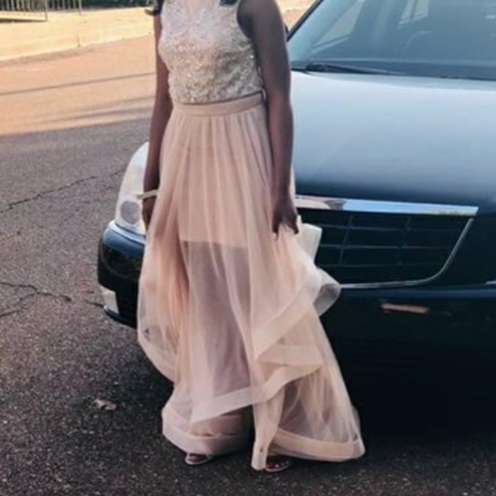 Prom Dress - Picture 3 of 8